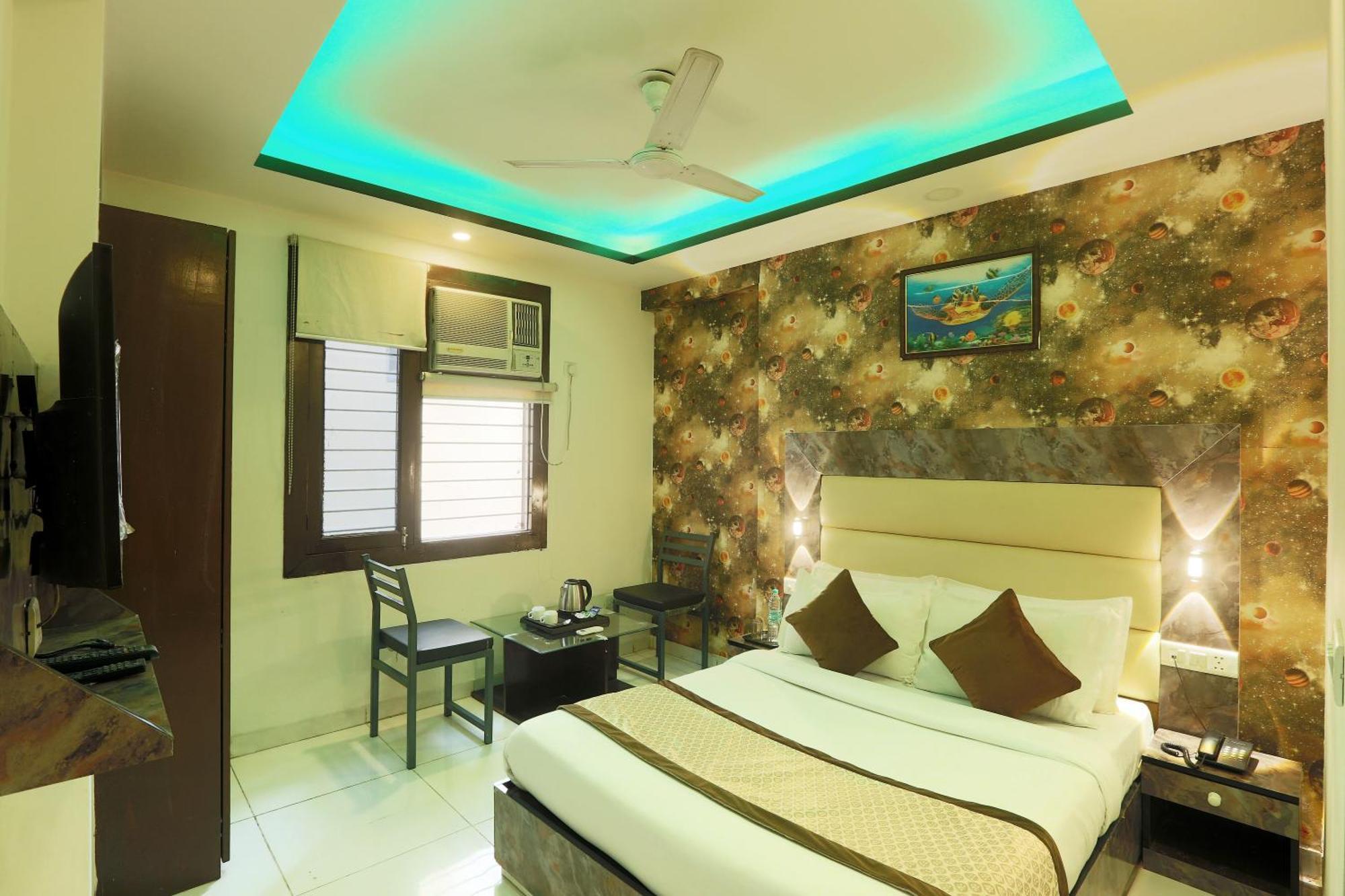 Hotel Triton Grand At Delhi Airport นิวเดลี ภายนอก รูปภาพ